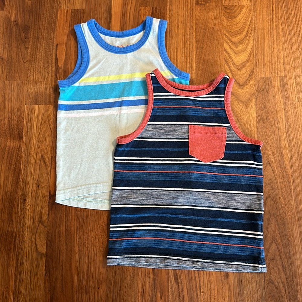 Sleeveless shirts